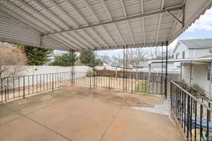 158 Burns Ave, Hicksville, NY 11801 - Photo 29