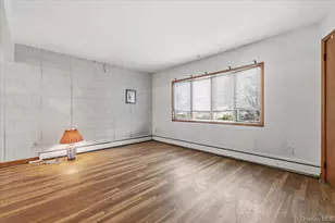 158 Burns Ave, Hicksville, NY 11801 - Photo 3