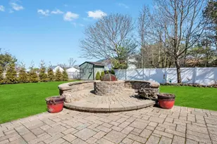 21 Burwood Ln, Coram, NY 11727 - Photo 33