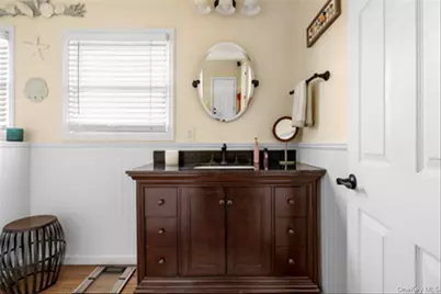 129 Bishop Lane, Holbrook, NY 11741 - Photo 21