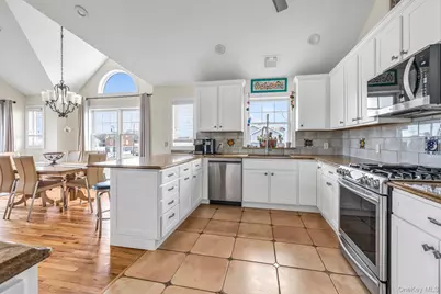 703 Neptune Boulevard, Long Beach, NY 11561 - Photo 9