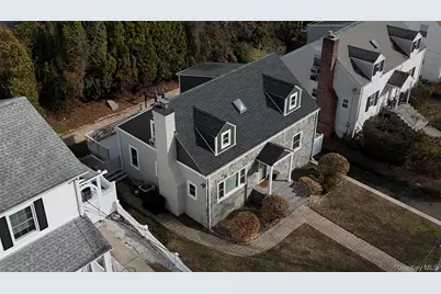 40 Wickford Road, New Rochelle, NY 10801 - Photo 3