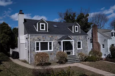 40 Wickford Road, New Rochelle, NY 10801 - Photo 1