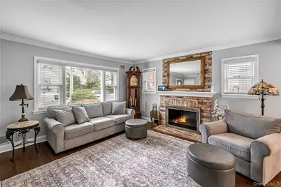 40 Wickford Road, New Rochelle, NY 10801 - Photo 5