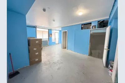 147 Manhattan Avenue, Brooklyn, NY 11206 - Photo 5