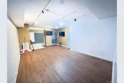 147 Manhattan Avenue, Brooklyn, NY 11206 - Photo 9