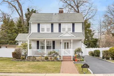 147 Pennsylvania Avenue, Freeport, NY 11520 - Photo 1