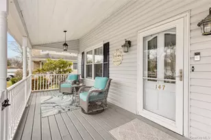 147 Pennsylvania Ave, Freeport, NY 11520 - Photo 3