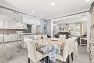 147 Pennsylvania Ave, Freeport, NY 11520 - Photo 9