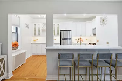 26 W Pondfield Road #4F, Bronxville, NY 10708 - Photo 7