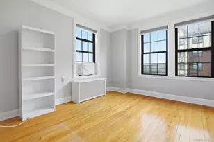 26 W Pondfield Rd, Bronxville, NY 10708 - Photo 15