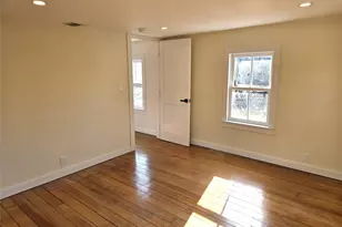 85 Lewis Rd, East Quogue, NY 11942 - Photo 17