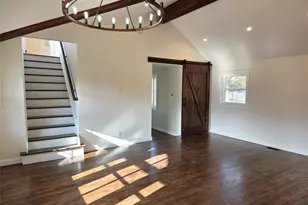 85 Lewis Rd, East Quogue, NY 11942 - Photo 7