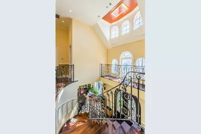 160-03 Cryders Lane, Whitestone, NY 11357 - Photo 19