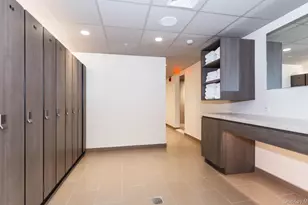 100 Hilton Ave, Garden City, NY 11530 - Photo 39