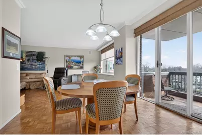 100 Hilton Avenue #601, Garden City, NY 11530 - Photo 11