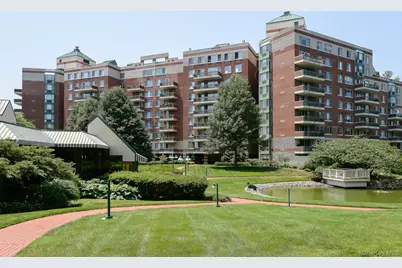 100 Hilton Avenue #601, Garden City, NY 11530 - Photo 41