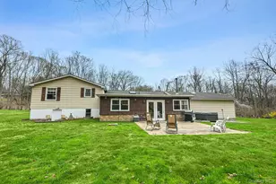77 Hill St, Mahopac, NY 10541 - Photo 23