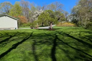 77 Hill St, Mahopac, NY 10541 - Photo 3
