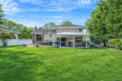 26 Whitebirch Lane, Commack, NY 11725 - Photo 3