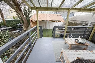 967 E 94th St, Brooklyn, NY 11236 - Photo 11