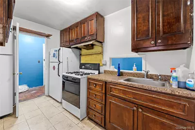 1010 Sherman Avenue #1B, Bronx, NY 10456 - Photo 5