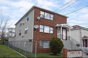 235-15 Bentley Rd, Rosedale, NY 11422 - Photo 17