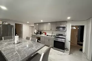 235-15 Bentley Rd, Rosedale, NY 11422 - Photo 7