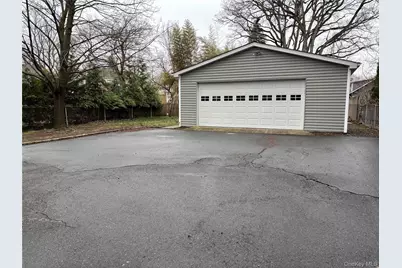 148 E Washington Avenue, Pearl River, NY 10965 - Photo 27