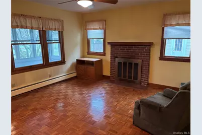 148 E Washington Avenue, Pearl River, NY 10965 - Photo 5