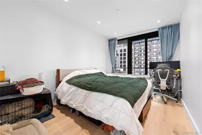 4262 Hunter Street #11A, Long Island City, NY 11101 - Photo 3