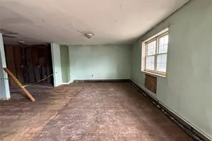 1754 Givan Ave, Bronx, NY 10469 - Photo 13