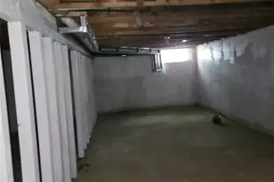 1754 Givan Ave, Bronx, NY 10469 - Photo 15