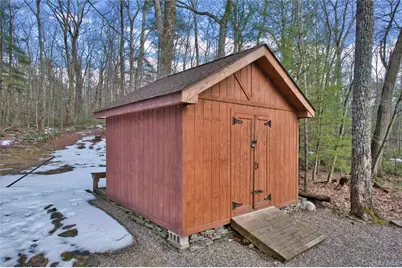 128 Shore Drive N, Wurtsboro, NY 12790 - Photo 35