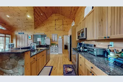 128 Shore Drive N, Wurtsboro, NY 12790 - Photo 9