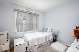 527 Willow St, West Hempstead, NY 11550 - Photo 11