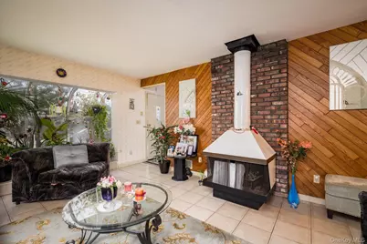 527 Willow Street, West Hempstead, NY 11550 - Photo 5