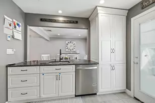 12 Sherman Rd, Glen Cove, NY 11542 - Photo 9