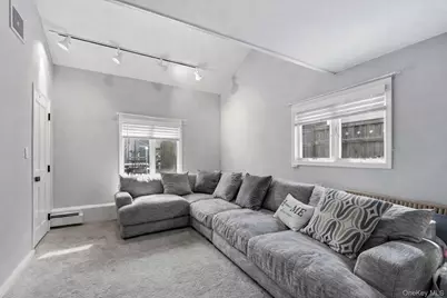 12 Sherman Road, Glen Cove, NY 11542 - Photo 15