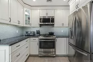 12 Sherman Rd, Glen Cove, NY 11542 - Photo 7