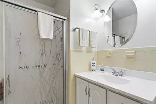 100 Gateway Rd, Yonkers, NY 10703 - Photo 15