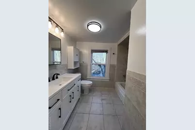 418 Christian Herald #4 Road, Valley Cottage, NY 10989 - Photo 9