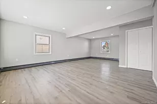 28 Candle Ln, Levittown, NY 11756 - Photo 3