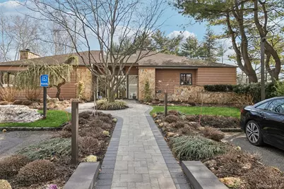 87 Northgate Circle, Melville, NY 11747 - Photo 19