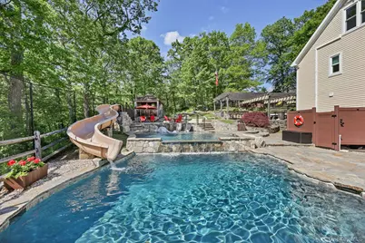 24 Jackson Road, Mahopac, NY 10541 - Photo 5