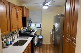 87-15 204th St, Hollis, NY 11423 - Photo 3