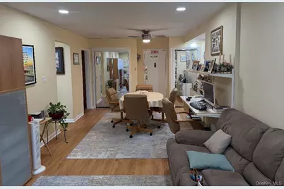 87-15 204th Street #B51, Hollis, NY 11423 - Photo 9