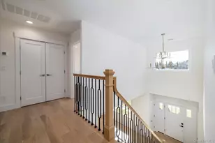 8 Van Cott Pl, North Bellmore, NY 11710 - Photo 9