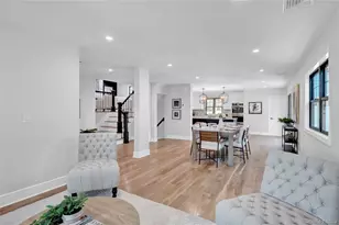 105 Radcliff Ave, Port Washington, NY 11050 - Photo 11