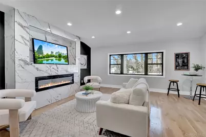 105 Radcliff Avenue, Port Washington, NY 11050 - Photo 3